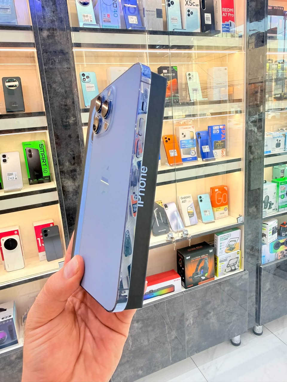آيفون 13 برو ماكس • ١٢٨ • بطارية ٨٧٪