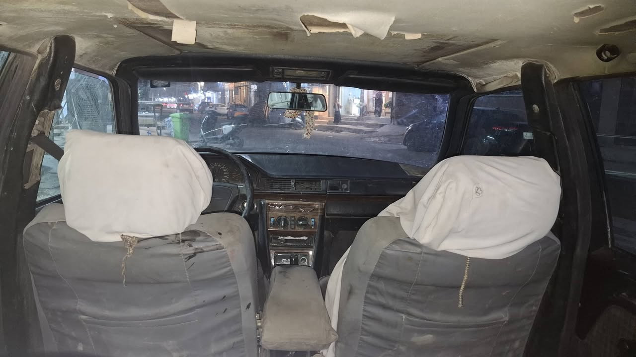 سلام عليكم  السياره موديل  ٩١ محرك كاز  سعره ٣٠ اي تفاصيل  هذا الرقم ***********
