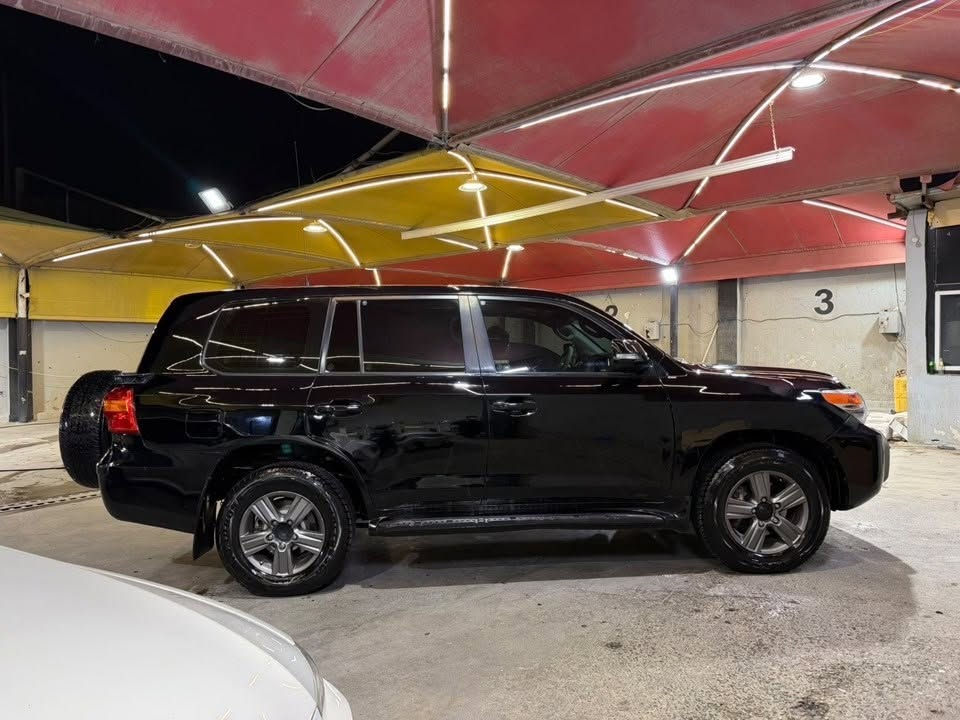 toyota land cruiser 2012 gx
سیارە مواسەفات gx دبل سپیر 4.0 ٦ سلندر

سیارە حیزام سبخ

مکینە ما مفتوح بشرط

ماشی ٢٠٠کم

سیارە کلیش جدیدە

کتاب مال جام اسود 

مکان سیارە : اربیل

سعر:٢٧٠$

رقم:***********

