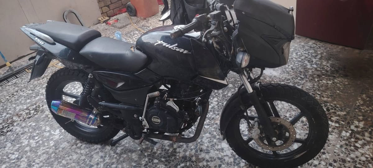 ***********
السلام عليكم بولسر مرقم مكينه 150 صالنصه رياضي
الدراجه جاهزه وتحويل مباشر بأسمك
السعر 1600 قفله والدراجه نقصها بس  اكو خربطه بالسلولي مالتها بالمعدل صافيه بس السلولي مالتها لا يخربط
والباقي جاهز من جميع النواحي
الشراي يتصل مكاني بغداد البلديات
*********** بغداد, العراق
