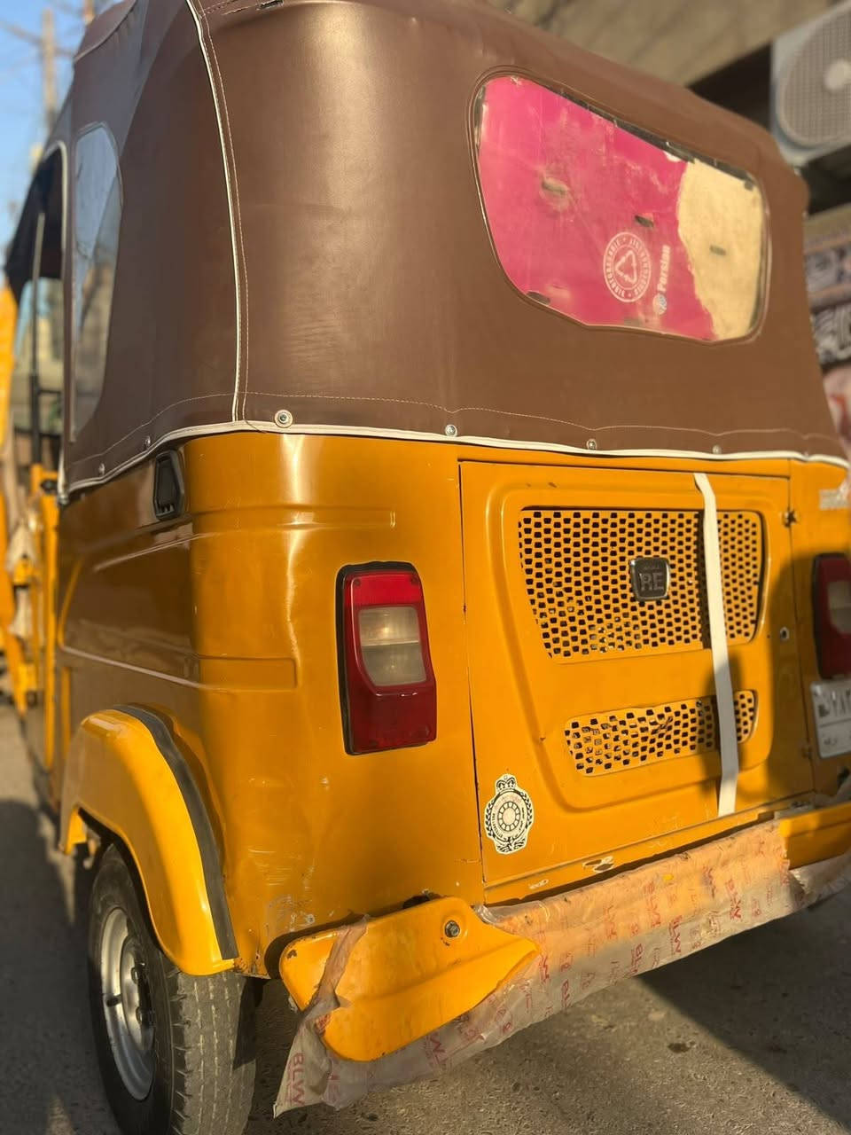 مكلف بالنشر 
سلام عليكم
مكلف بالنشر   مكلف بالنشر 
تكتك موديل ٢١ للبيع
رقم وسنويه
السعر ٧ وبيها مجال

للاستفسار رقم صاحبها
***********
