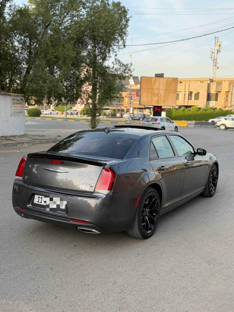 كرايسلر 300 • محرك ٣٦٠٠ • متضررة
