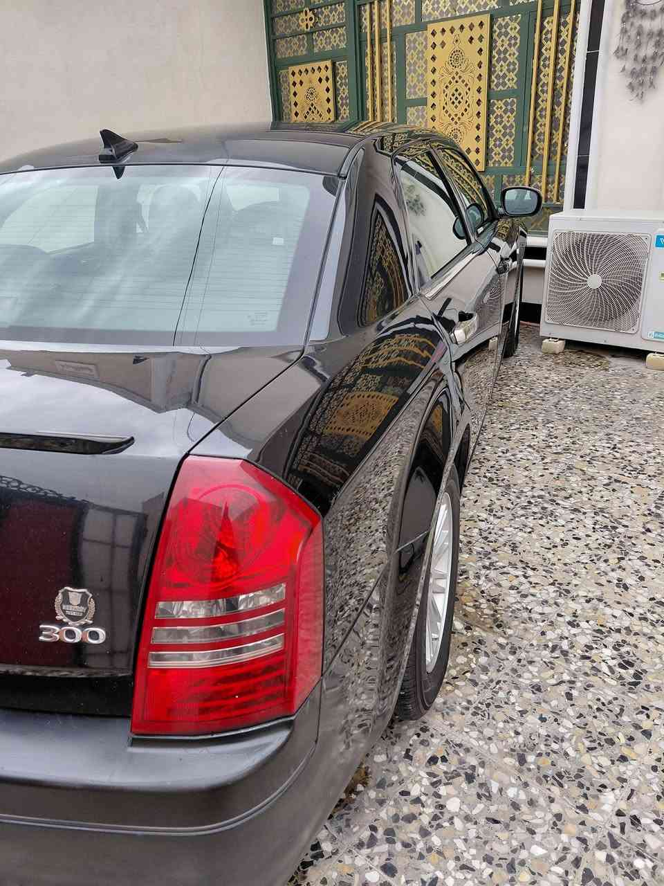 للبيع اوباما كرايسلر موديل ٢٠٠٧ اصل مكينة ٣٥٠٠ كير صدر تبريد تخم تاير ارضيه جديدة جلد داخل عسلي سيارة مكفولة من ظربه والصبغ والخياس كهربايات بلاد كلشي شغال سيارة جاهزة ترايك مفتوح شرط الفحص رقم جديد سليمانيه سنويه بااسمي هزه جديدة سيارة جاهزة مابيهه اي نقص ربع ماتصرف عليهه جاهزة مكاني بغداد ***********
