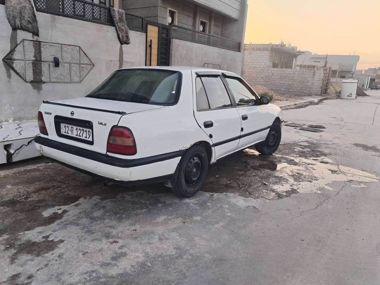 سياره صني نيسان حيل حلوه دخلها جديد مكينه وكير جديده اسمي شرط تحويل ٣٠ بيها مجال ***********🏐 ***********
