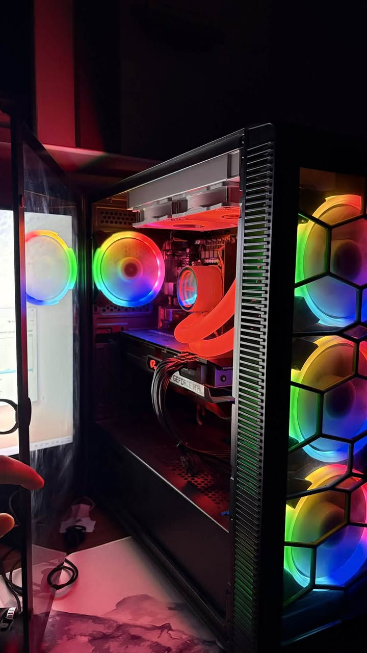 i5-14400F • RTX 3060 12GB • رام 16GB 3200