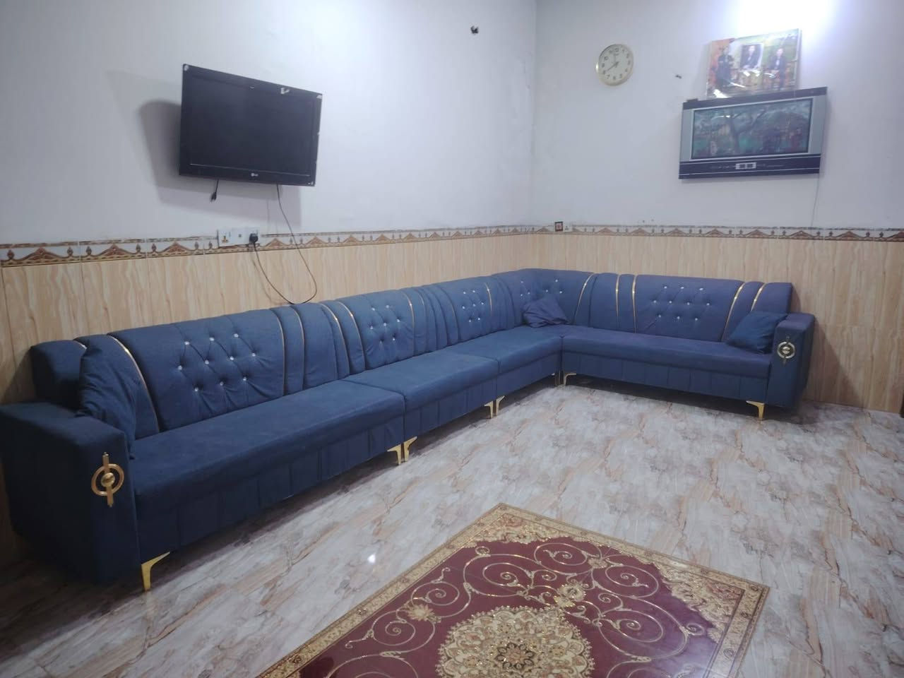 تخم ديوان تسكام بلوك اسودثقيل 11 نفراخو جديد للبيع
مكاني طويريج الجمعيه 
للاستفسار 
‏‪***********‬‏
‏‪‏‪***********‬‏
واتساب واتصال
