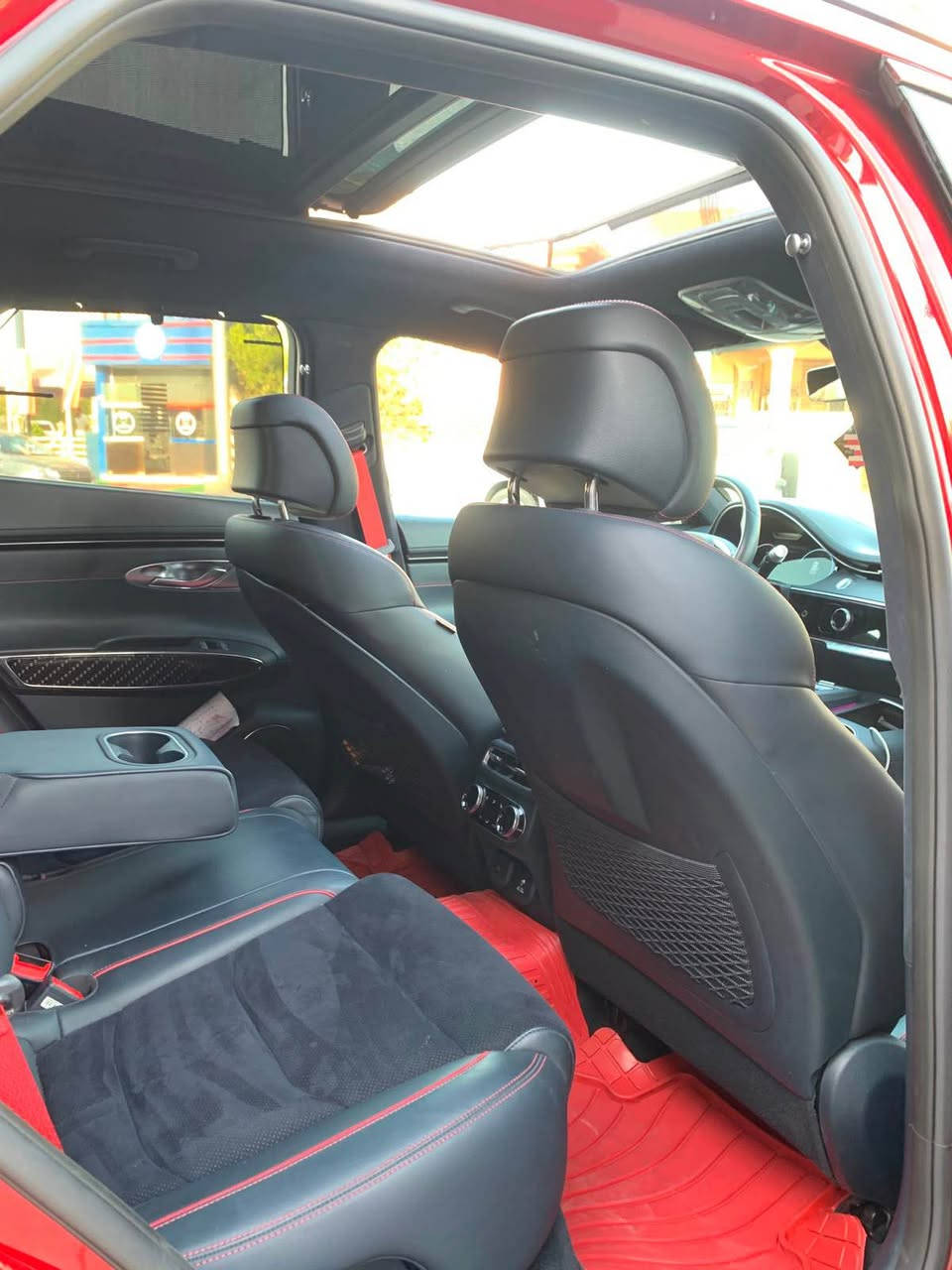 Genesis GV70 2022
کوردی
کۆد/525#
مۆدێل / 2022 
مواسەفات /  فوولی پانۆراما 
مەکینە / V6  3.5T کەپس
ڕەقەم و سەنەوی  نوێ  2028
ڕۆیشتن / 31.000 km 

چاملغی سەکنی پێشەوە بۆیاغ ٫ بۆنید بیلاد  
بەدەنەی قنجەکی هەیە  ێرباگ سوکان.  

نرخ / ٢٨٥ 
ناونیشان هەولێر 
واتساب /

***********
***********
***********

عربی
جینیسس gv70 ۲۰۲۲
فوول مواسفات 
مەکینە v6 3.5 کبس
ڕقم سنوی جدید  ۲۰۲٨
ماشیە / ۳۱ الف کم 
 ‌چاملغ امامی صبغ  بونید مبدل 
 بلادی نفس اللون 
ئيرباگ ستیرن 

سعر / ٢٨٥ 
عنوان اربیل 
واتساب /

***********
***********
*********** أربيل, العراق

نص مكتوب في الصور:
- #525