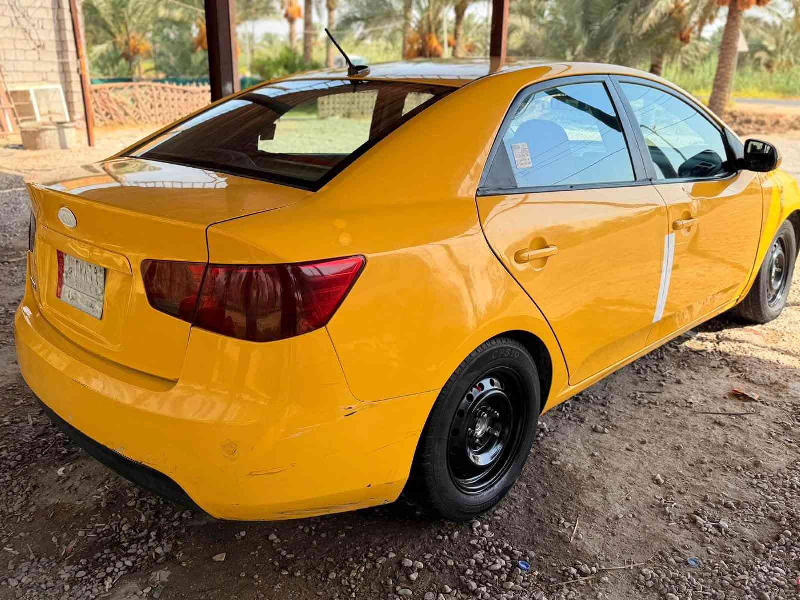 السلام عليكم فورتي 2011 رقم بغداد صبغه اوله بدون معجون حادث فقط خشم جاملغ كير مكينه حداديه كفاله تبريد ثلج ❄️ مصفر هيئه وغرامات السياره اشاير بلمري تحمات شاشه صغيره داخل لونين محرك 2000دوش السعر 76وبيه مجال 
عنوان كربلاء 
لتواصل ***********
