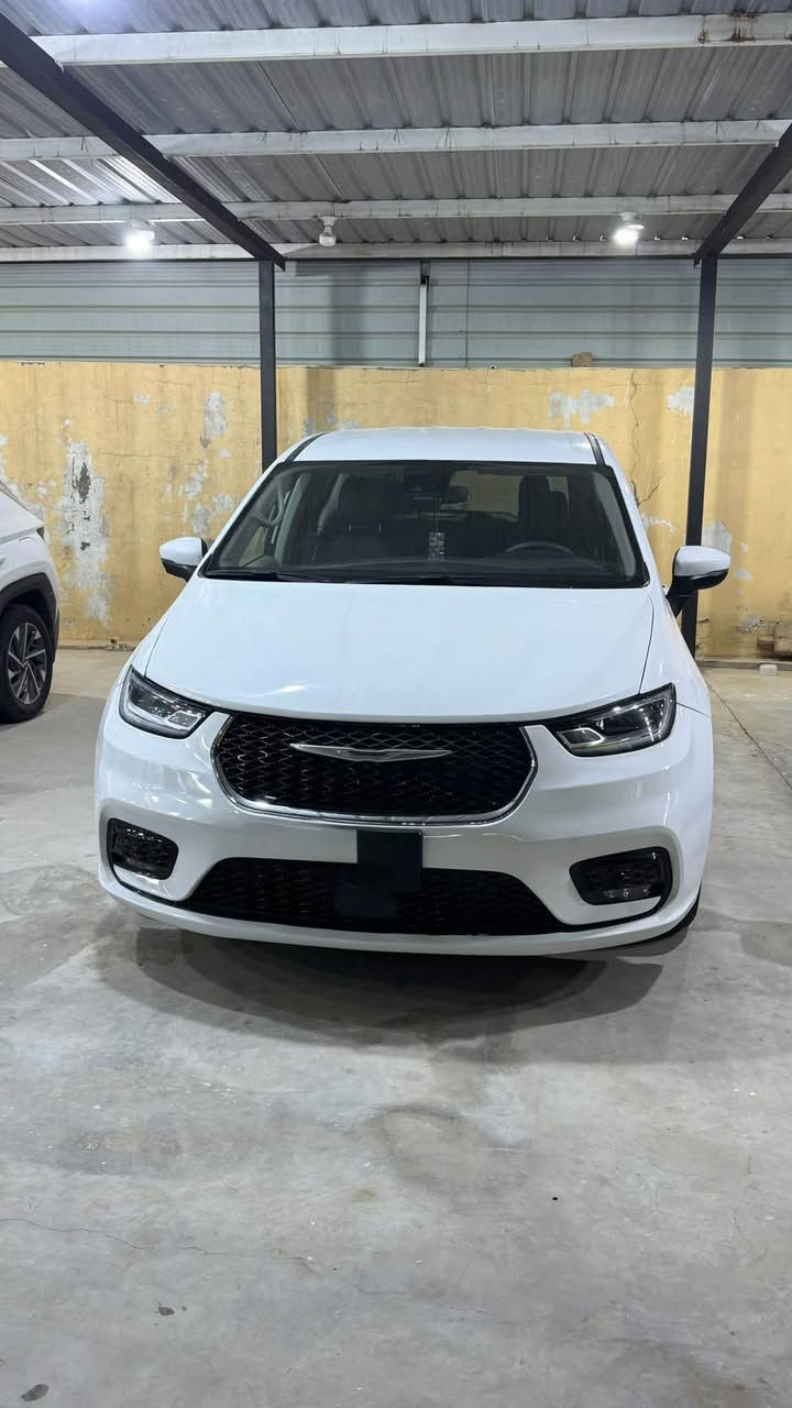 السلام عليكم
للبيع  

باسفيكا 2023 / مواصفات تورنك  L 

حره بدون رقم 

محرك 3600 / 6 سلندر 

ماشيه 30 الف كيلو 

 

السياره مابيها نقص برغي ترايها وين متريد 

السعر / 182$

مكان السيارة / واسط - الكوت 

للاستفسار / ***********
