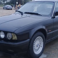 بي ام دبليو 525i • نضافه • حله