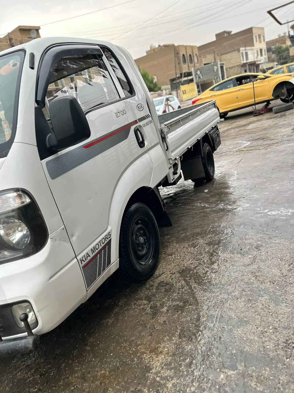 السلام عليكم كية حمل 2700 مفتوح السيارة خيرمن الله مبدل بيهة بنيدبلادي ولربع صفحة العبري السيارة من كير من شاصي من محرك كفالة السعر 110 وبيهة مجال عنواني بغداد الأمين الثانية هاتف ***********
