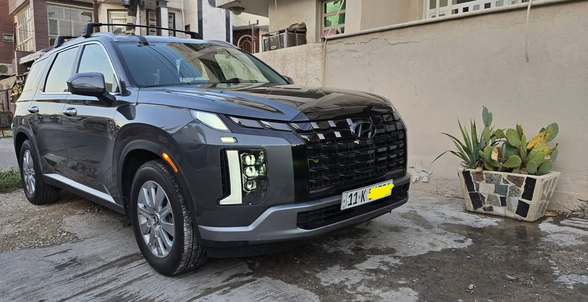 هونداي بالسايد
Palisade(للبيع فقط....بدون مراوس)
◻️ ســـــــنة الــــصـنع : 2025 فئة sel(اج تراك)
◻️ الــمسافة المـقطوعه : زيروو 1900ميل فقط
◻️ ناقل الــــــحركــة :  اتوماتيك
◻️ ســــعة الـــــمــــحرك : V6 3.8L
◻️ لــــــــون الــــســـيارة : فيلي
◻️ لون الــــفـــــرش : ابيض

⚪️ مميزات السيارة :
▫️7 مقاعد 
▫️مقاعد كهرباء
▫️ميزة Auto Hold
▫️تثبيت سرعة 
▫️ كاميرا خلفية
▫️ وضعيات قيادة محرك
▫️وضعيات قيادة للطرق الوعرة
▫️تدفئة مقاعد
▫️شاشة وسطية تدعم Android Auto , Apple CarPlay
▫️تكييف خلفي منفصل
▫️اضاءة LED عصرية
▫️مقابض تبديل سرعة
▫️تثبيت سرعة على المنحدرات
▫️مأخذ شحن للجوال
الحادث فقط البنيد (بدون دواخل لا لغد ولا شاصي)صور الحادث والشاصي مرفقه ضمن المنشور
📞 للتواصل *********** محمد مندلاوي 
(ملاحظه) سياره رقم بغداد (بأسمي شخصي)تحويل مباشر                              العنوان_ بغداد /حي جميله/شارع خير الله
