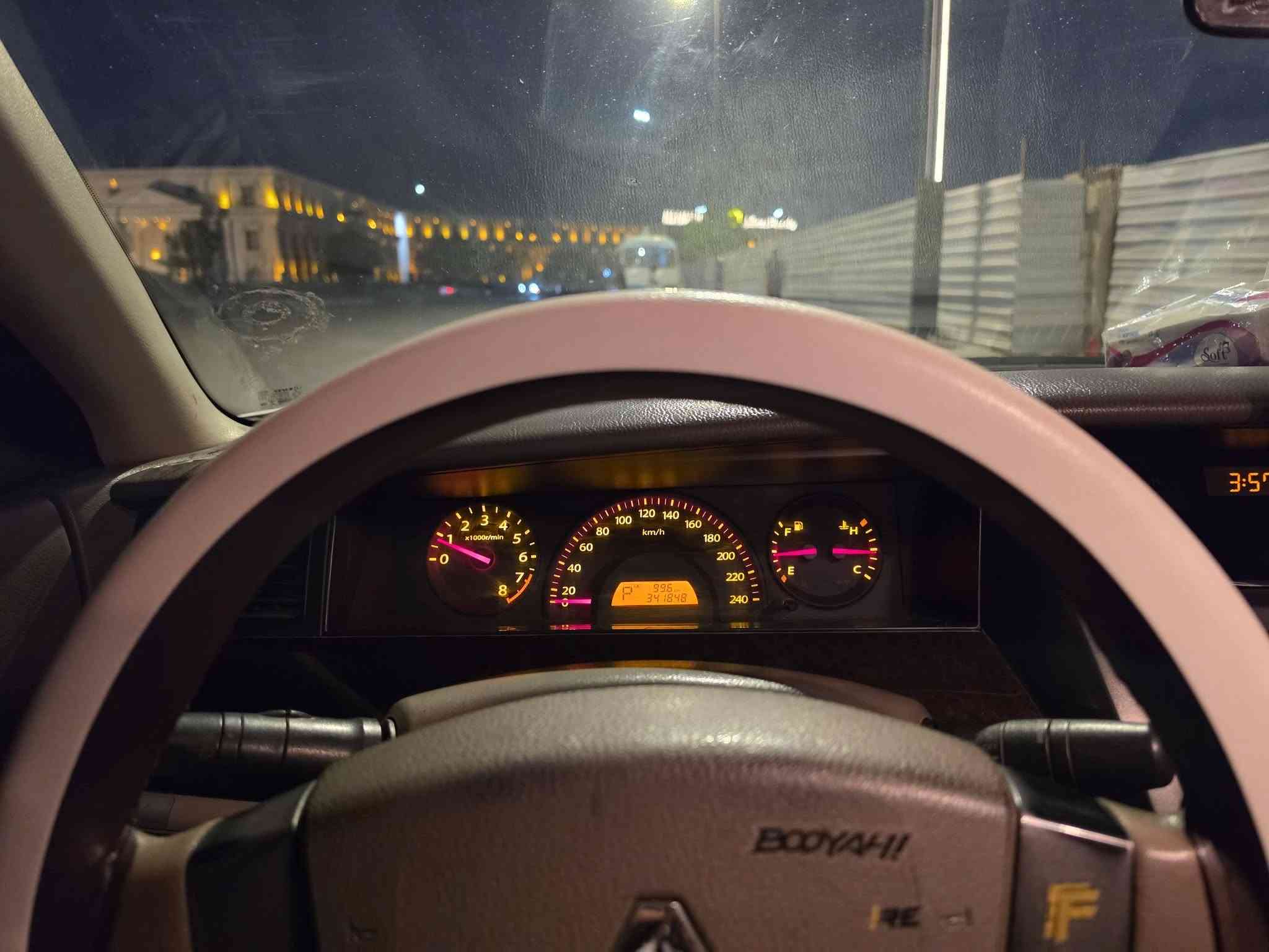 رينو سفران • ٢٠١١ • رقم بصرة