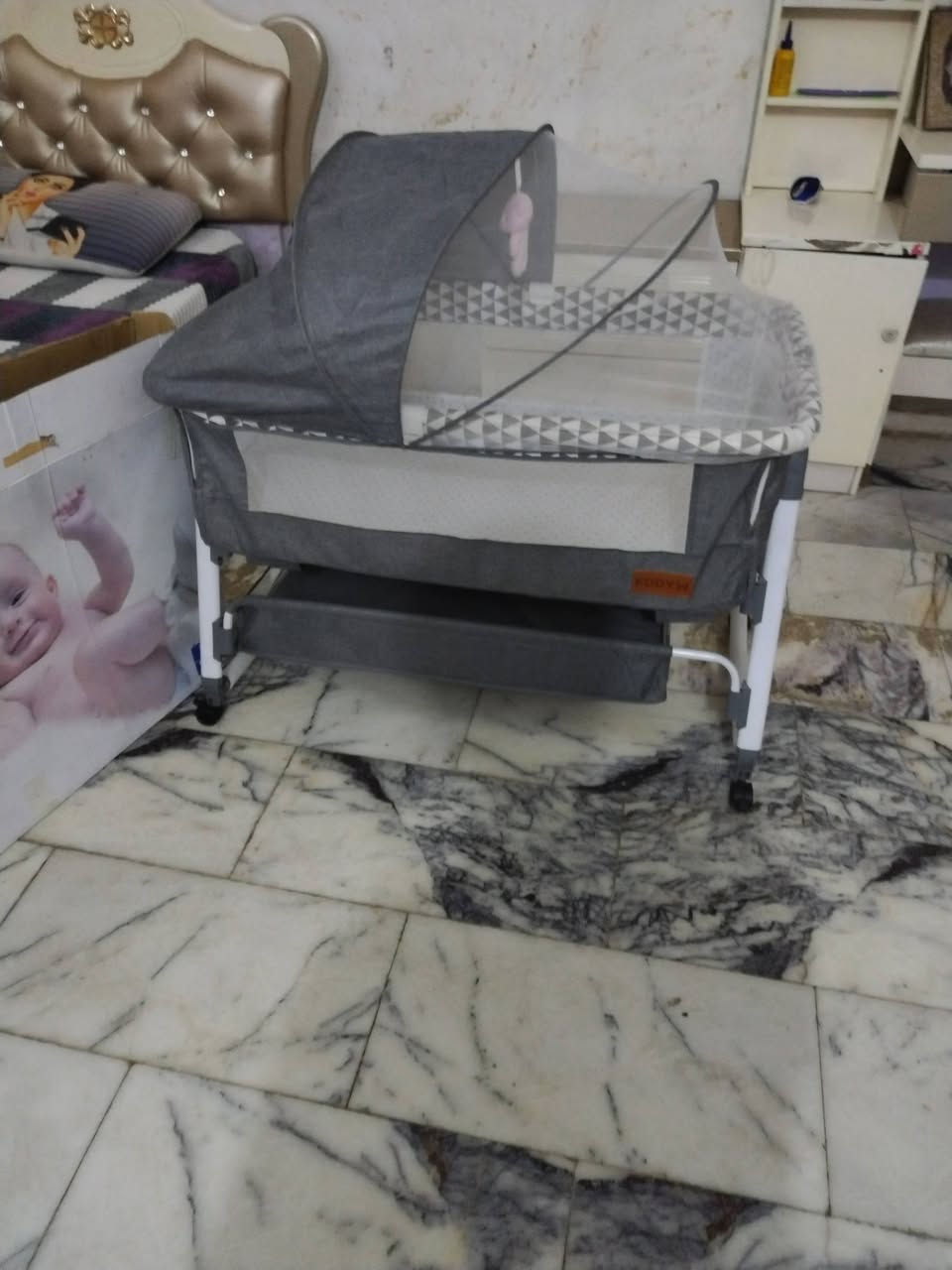 كاروك وعربانه جدد ستعمال قليل
بغداد 
***********

#للجميع
