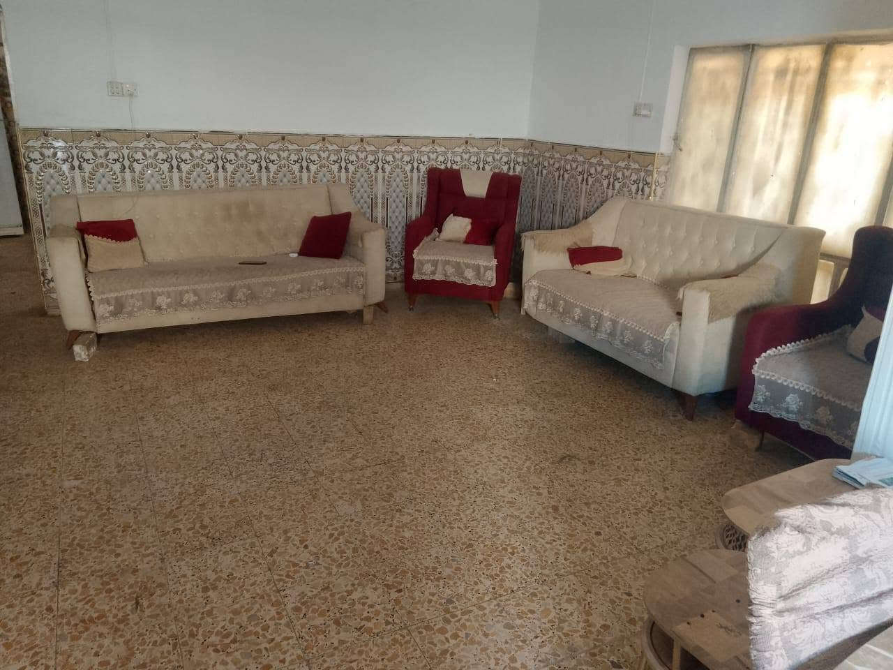 غرضان للبيع للطلب والاستفسار التواصل مع صاحب الغرضان 
يرجى الاتصال بالرقم ***********

