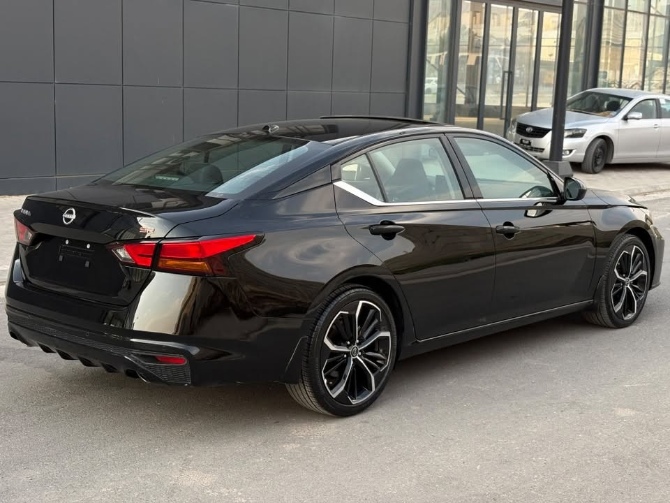 نيسان التيما موديل 2024
فول مواصفات SR PLUS : عداد المسافه 12,000 ميل 

جاملغ و بنيد صبغ بدون دواخل بدون ارباك 
وبيها قطعتين كلير امريكا بدون حادث 
بدون ارباك ولا ارباك طاك كله بلادي 
شواصي و لغود مكفول 
سيت راديتر و غاز بلادي 
كير و محرك وحجر بيئه و رادار بشرط 
بدون رقم يترقم شمالي مكان السياره سليمانيه

واتساب : ***********
