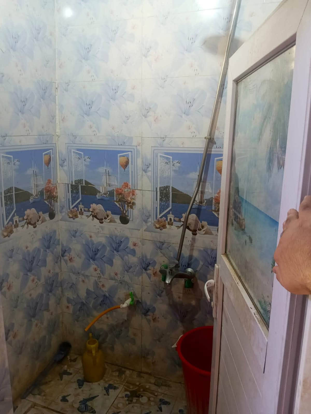 بيت سعر مناسب
يــالله بيت بمساحه 170 متر 
بناء 70 متر و 100 مساحه فارغه 
صــــالـــه غــــرفـــه مــطــبـــخ تـــخــاريـــج 
السعر فقط ب 15 مليون …
عنوان البيت شارع المطار القديم خلف اسواق علي الطائي 

للاسـتـفـسـار *********** واتــســاب +اتــصـال
 
#مكتب_الحجيمي_للعقارات_قرب_صيدليه_الالفه
