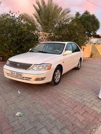 افلون • ٢٠٠٠ • رقم صلاح الدين