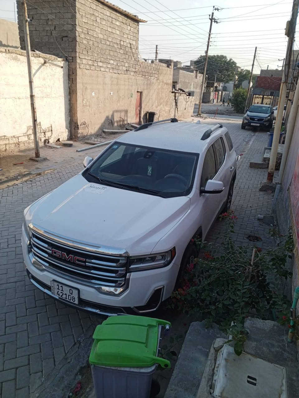 السلام عليكم
ارخص جمسي اكاديا فول عدا الفتحه موديل 2023 
السعر 175 وبيها مجال حادثها صطحي وهاي صورها سياره حلوه ومناسبه مقارنتآ بخوتها وبالخير عالياخذها وما تصرف عليها الف دينار 

اكاديا 23 ماشيه 70 الف
-كشنات جلد + كهربا +تدفئه وتبريد بالكشنات 
تبريد ٣ قطع ثلج ثلج بمعنى الكلمه 
مكينه 2000 تيربو صاروخ وتشتغل بانزين عادي ومحسن 
 رقم بغداد ب اسمي 
حداديه اماميه وخلفيه بالجيس كله جديد 
غرفه السياره كارتون وكلشي جديد بيها ردارات نقاط عمياء اشاير بالمري كامرا ٣٦٠ درجه كير دكم وبيها موصفات كلش هواي ما اذكرهن من مودات قياده ولايتات لد وهيترات كلشي متوفر بيها سياره جاااهزه للاخير كل نقص ما بيها مكان السياره بغداد حي النصر 
للاستفسار الاتصال على الرقم ‏‪***********‬‏
وترهم مراوس ب ترافس شكل جديد لو اكاديا شكل جديد ٢٤ لو ٢٥ حتلو بيها حادث قوي
