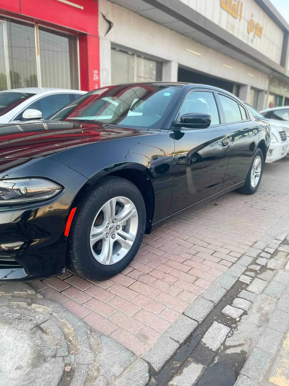 جارجر 2023اصل
موصفات sxt 

بسمي سياره 

حادثهه موضح بصور 

مكينه 3600 ✅

سعر 215✅

عنوان بغداد بلديات 

***********شراي يتصل
