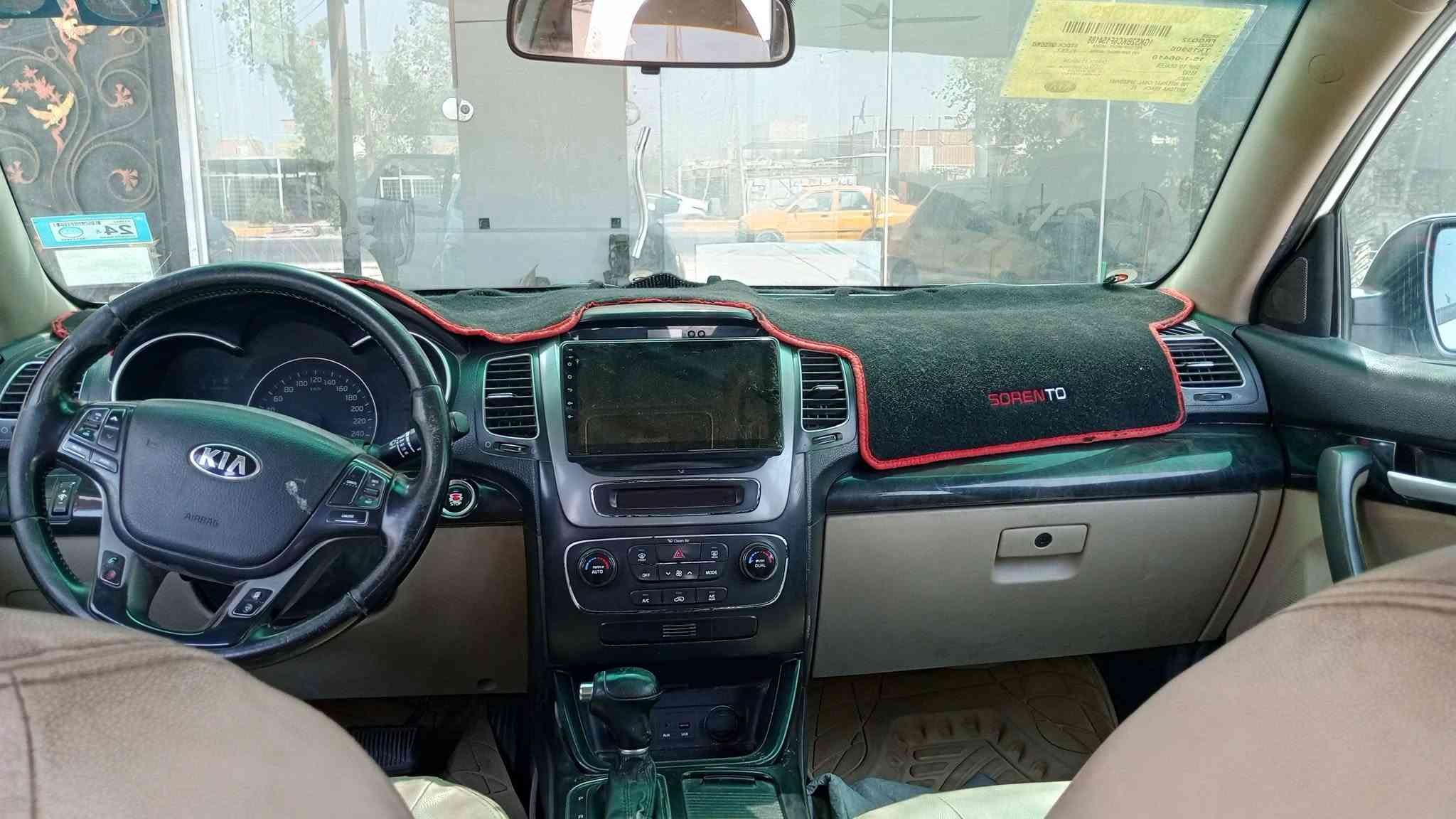 سلام عليكم سورنتو موديل 14خليجي مكينه 6سلندر مكينه جديده حداديه جديده تبريد ثلج تخم تاير جديد رقم قادسيه مداور ثاني يوم سويه جديده مصفره غرامات مروريه سيارة نعومه شلعه سيارة جاهزه من كلشي مري شفط كل نقص مابيه بيه بس جاملغ سايق مبدل بدون دواخل بس هاي بيه سيارة ول باقي كفاله السعر 155وبيه مجال قليل حك جيه 
مكاني دوانيه قضاء الشاميه مكلف بل نشر ***********
