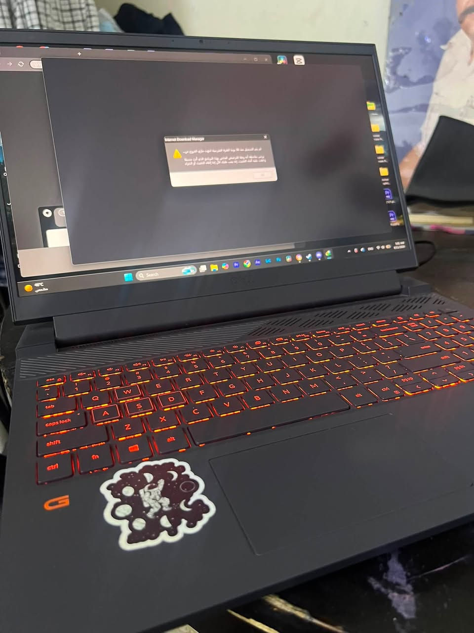لابتوب للبيع مواصفات قوية تشغل العاب وبرامج مونتاج
Dell G15 5511

المعالج: Intel Core i7-11800H
الجيل: 11th Gen
الأنوية: 8 Cores / 16 Threads
كرت الشاشة: NVIDIA GeForce RTX 3050 4GB
الرام: 16GB DDR4 3200MHz
التخزين: 1TB SSD NVMe
الشاشة: 15.6 إنش FHD
معدل التحديث: 120Hz
النظام: Windows 11
Wi-Fi: Wi-Fi 6
منفذ تايبسي 
Bluetooth. 
لوحة المفاتيح: بإضاءة 

رايدها ب900 
الحاسبة نظيفة وما مستعملها هواي 

متواجد واتساب فقط اتصال او مراسلة 
***********
