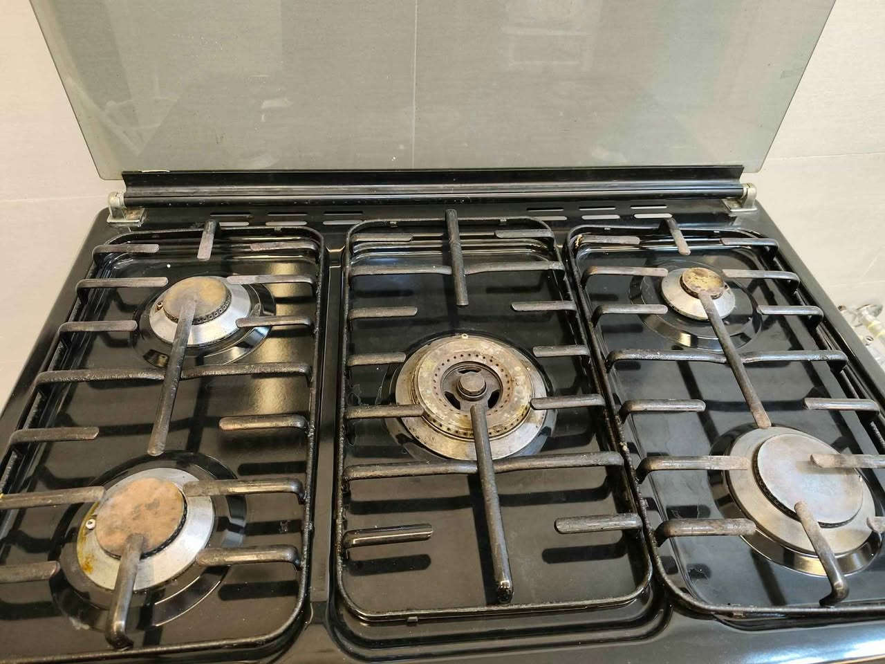 مكلف بالنشر التواصل عالرقم 
طباخ 5عيون ماركة ديورو نظيف جدا شغال كامل طباخ وفرن 🌹🌹🌹
السعر، 225الف 🔥🔥🔥
ثلاجة حجم كبير، نظيفة ماركة الحافظ نص ثلاجة ونص مجمدة تجميد مظبوط ما بيها اي خلل 🌹🌹🌹
السعر، 380الف 🔥🔥🔥
التواصل عالرقم حي اليرموك 🌿🌿🌿
***********🌹🌹🌹 موصل, نينوى
