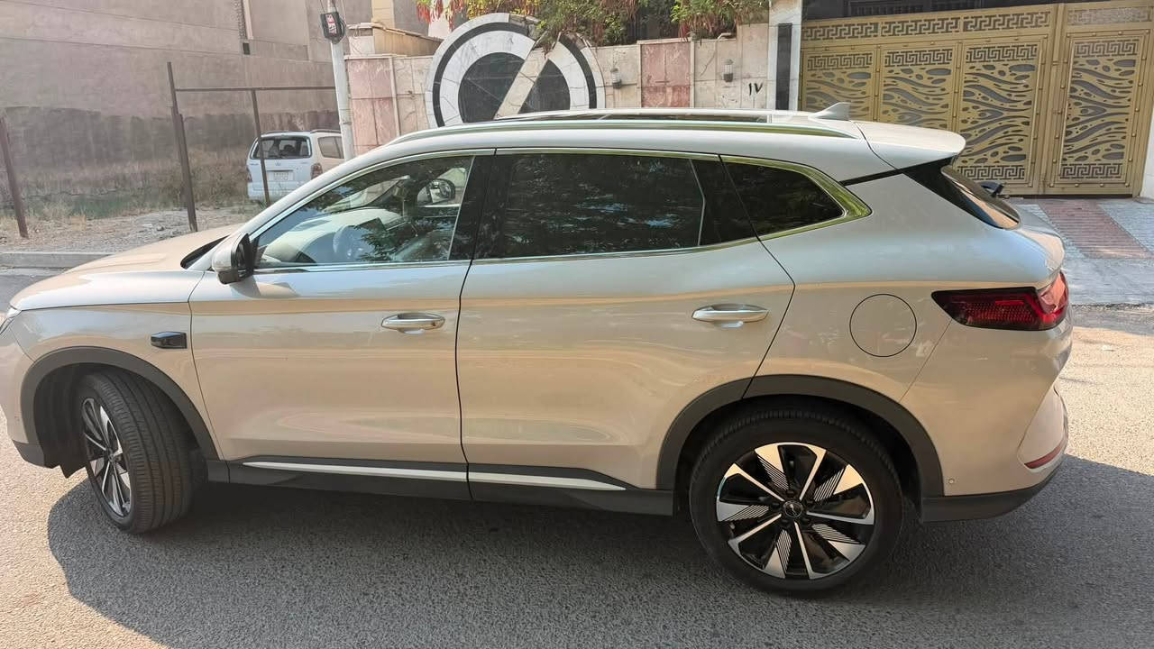Byd سونك بلاص للبيع فول موديل ٢٠٢٥ ماشيه ٢٢ الف بيه ضربه  او خفيفه بلجنطه وممصلحه على هاذه وضعه  وبيهه  شخط يم قبق الجنطه مكاني بغداد الكاظميه
الرقم *********** السعر : خاص
