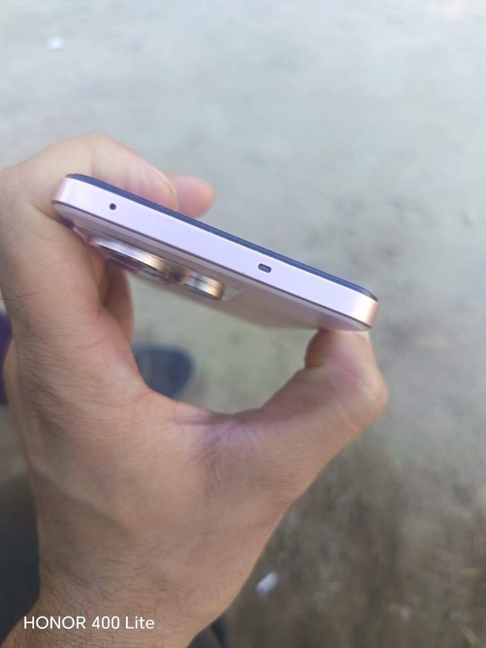ريلمي 15 5G
ذاكره 512 اعله مواصفات نضافه شوفت عينك صارله شهر ونص عدي اخو جديد سعر 350 وبيه مجال علما جديد 480 الف *********** هذا رقمي
