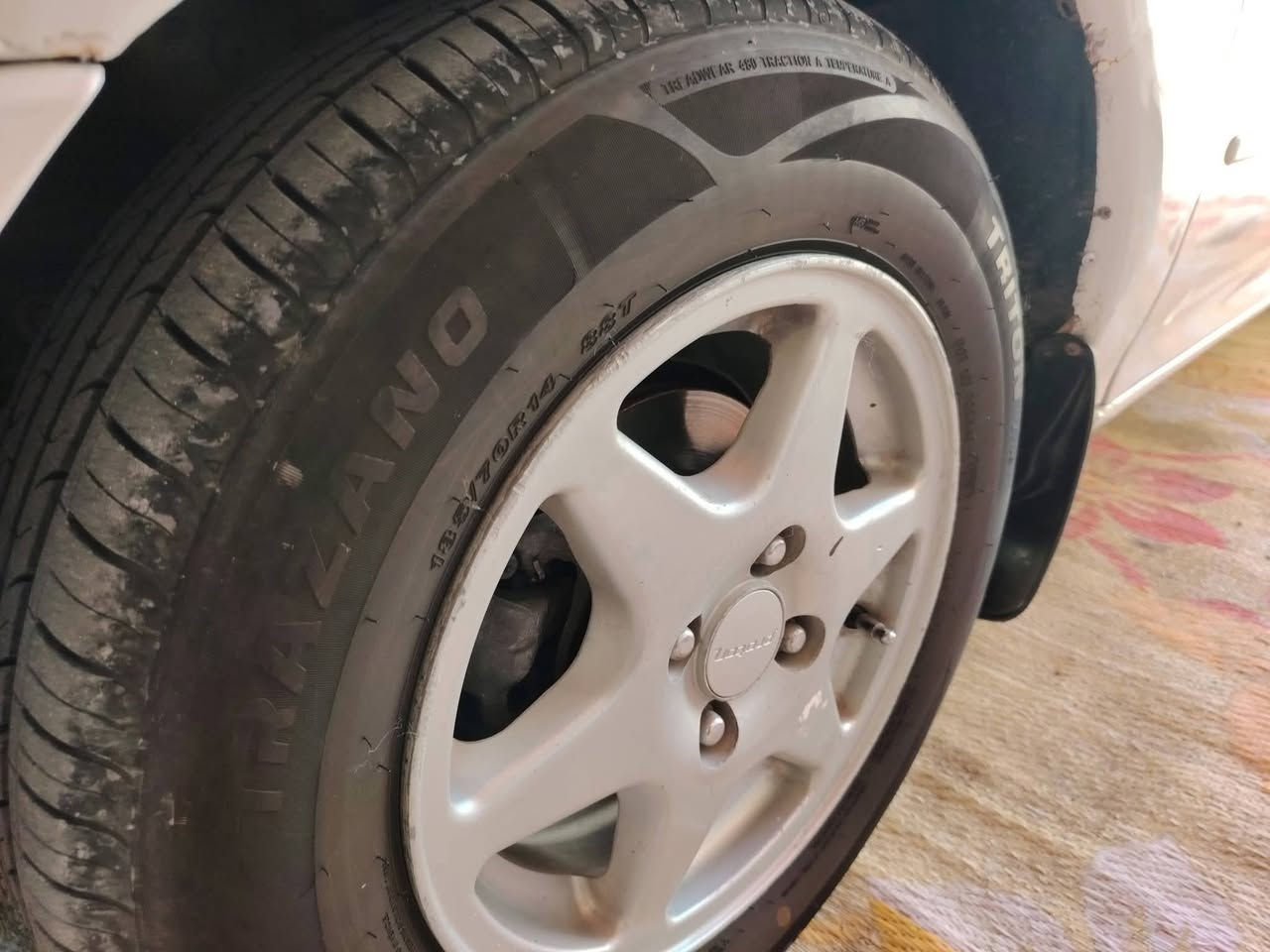 بروتون ويرا للبيع 🚗
النوع: بروتون ويرا  2004(Proton Wira)
تابع قائمه ادامه السياره المرفقه بالمنشور
​اللون: أبيض
​الناقل: كير أوتوماتيك
​الرقم: بغداد (لوحة جديدة) بسمي تحويل مباشر
​الداخل: كشنات مخمل مغلفة (نظيفة جداً كما في الصورة 40136.jpg)، تبريد وكف وجه الكمبريسر ، وكهربائيات شغالّة.
​المكان: [كربلاء المقدسة الحسينيه ]
​السعر: [مناسب جدا]  @إشارة
​للتواصل: []
          [***********

سعر سعر 35         
بيهه ضربه بلحوض وطخات موضحه بالفيديو وصبغت عام ترايك لفغانستان😑😊
شرط بنيد متفتحه بس من تبدل دهن
