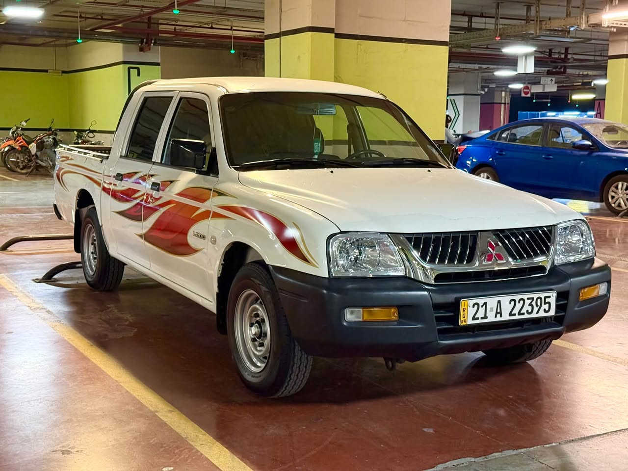 MITSUBISHI 2002
میتسوبیشی (٢٠٠٢)

بێ دەعم بێ لێدراو

یەك دینارمەسرەفی تیانیە

تەنهاسەنەوی بەسەرچوە

سەیارەکە لەڕەسمەکان جوانترە

گێڕومەکینەوتەقەوڕەقەی بەشەرت

چرکەی تیانیە باوڕناکەم لەجوانی 

ڕەفیقی هەبێت وەک بۆیاخ دوسێ پەڵەی هەیە 

خۆم کردومە بۆزانینی نرخ پەیوەنی بکە 

☎️(***********)
