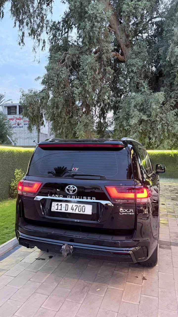 لاندكروز لمتد • ٢٠٢٤ • ١٠٠٠٠ كم