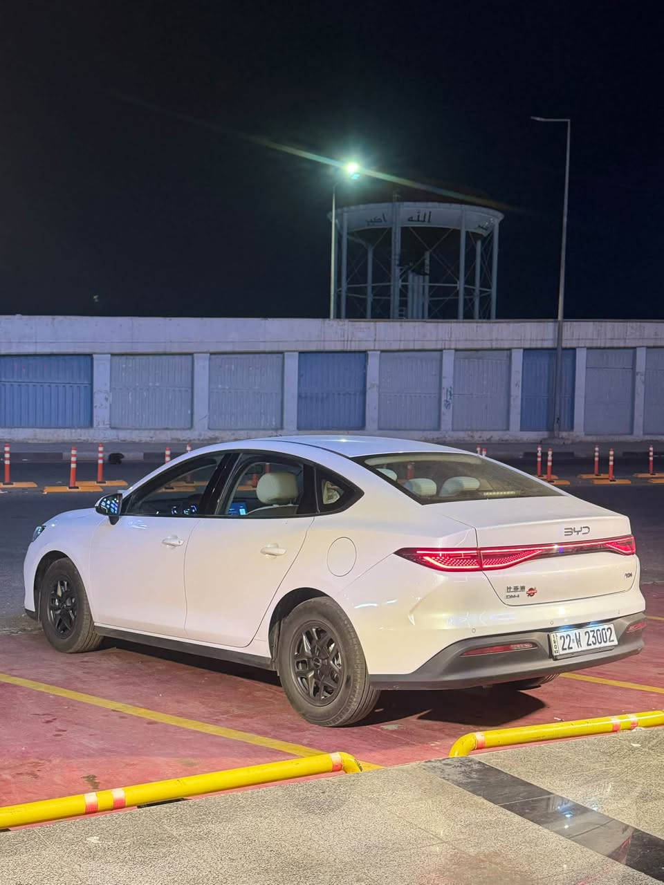 BYD سيل 5
موديل 25
ماشيه 15كيلو 
بيه تعديل بل صندوك pdr شبر فقط 
السياره باسمي شرط التحويل
***********
