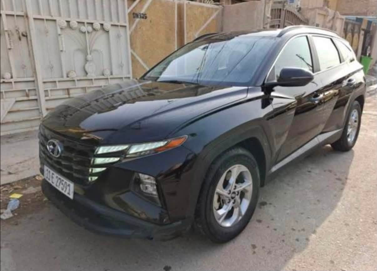 توسان للبيع موديل 22 وارد حادث جاملغ فقط بدون دواخل سونر مرفق بل منشور سياره جاهزه مال بيت مكينه كير تبريد حداديه لوك كفاله السعر 175  بغداد الدوره ***********
