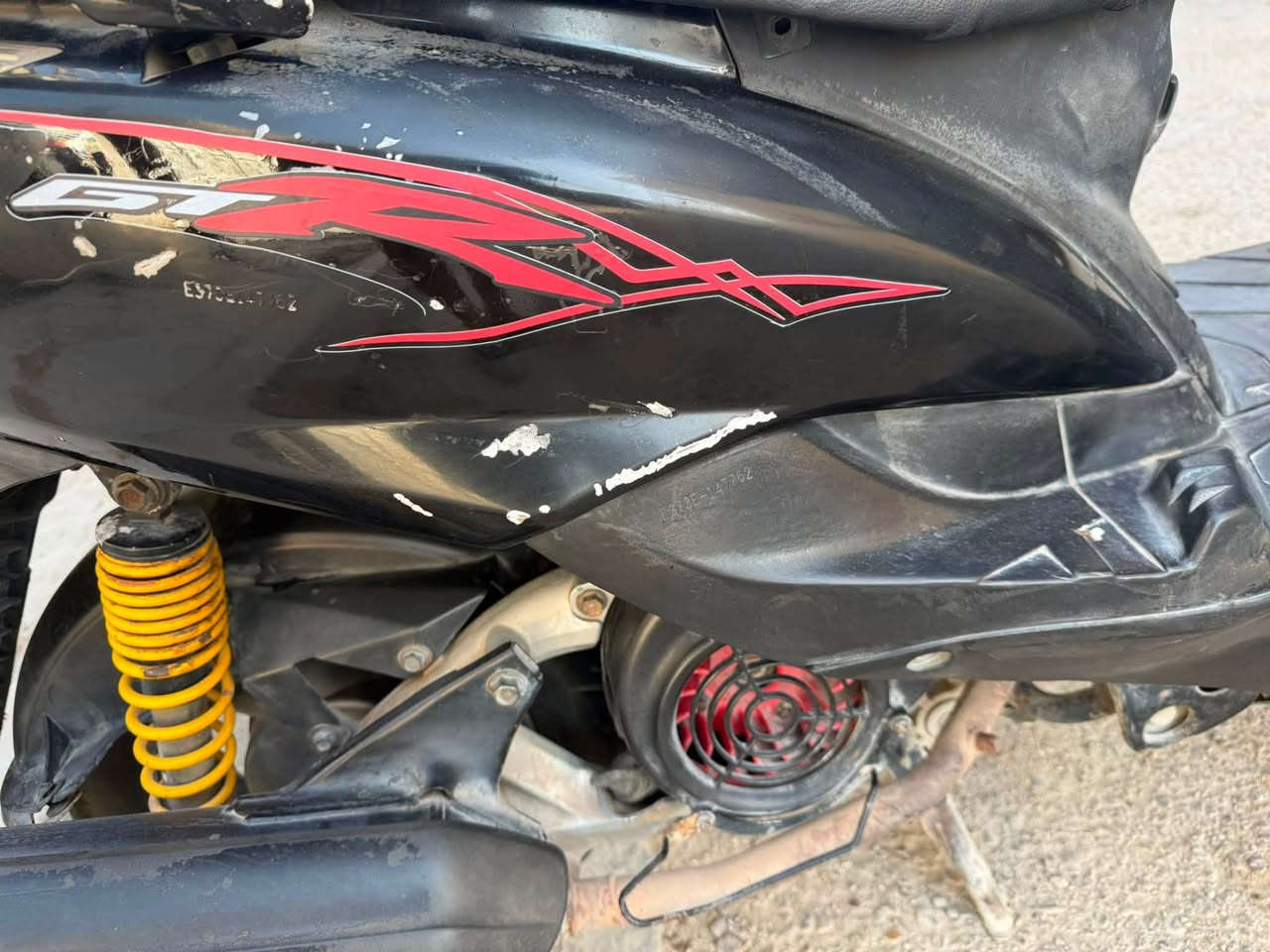 سلام عليكم ثعلب بلاديه  مكينه ما مفتوحه  خير من الله لا صوت لا بخار شلعه معدل كلج رياضي كلها شغاله ختم واحد بلاديه دراجه ما بيها نقص كفاله من كلشي مكاني بغداد الشعله السعر 650بيها مجال بسيط لشراي رقمي ***********
