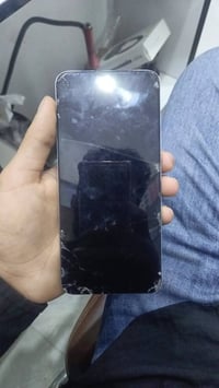 هونر x7a • ١٢٨ جيجا • شاشة تعبانه