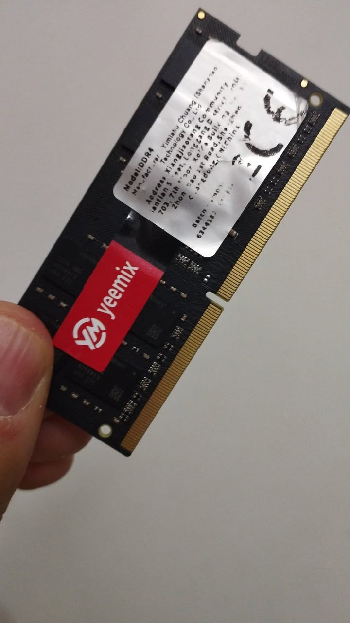 RAM DDR5 قطعتين
قطعة 32GB×1 6000MHZ CL 38
قطعة 32GB×1 5600MHZ

SIIX NVME GEN 4 2T جديد الأصلي

DDR4 16GB 3200MHZ

RELETECH X1 M.2 1T

Samsung portable SSD T7 1T

للتواصل خاص او واتساب ***********
