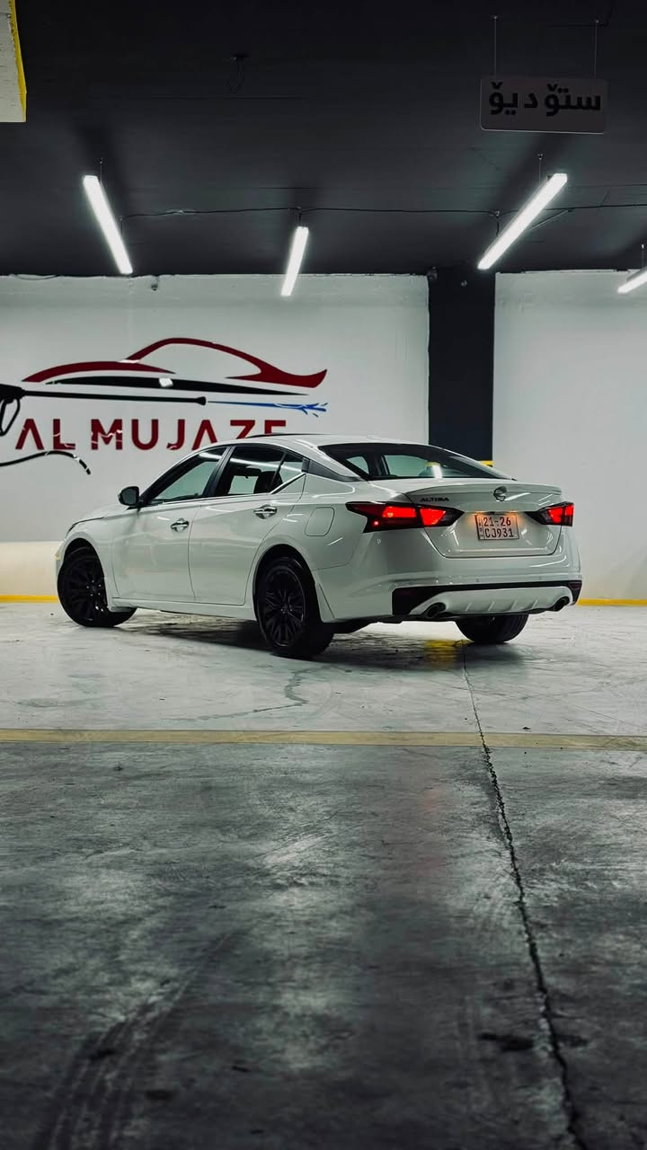 سعرە بلاش 👌🔥 .
.
Nissan Altima SV Plus
.
2025 
.
سیارە يجي شاشة جبير و سلايد و دوسة ليد .
.
حادثە جاملغ و بنید صبغ و باب خلفي كلير .
.
*********** 
.
سعره ١٦٠ و بي مجال 🔥👌
