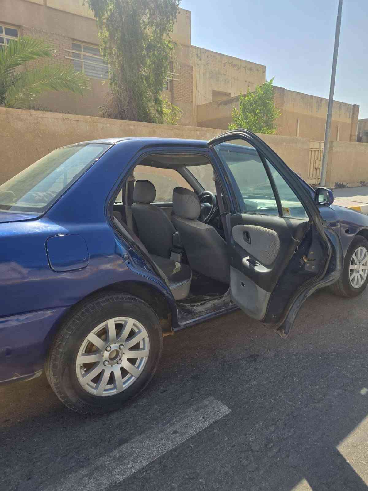 السلام عليكم بروتون للبيع موديل ٢٠٠٥.     كير اوتمتيك 

رقم واسط انكليزي مجدد السعر ٣١ وبيها مجال
شراي يتصل 
  ***********
***********
