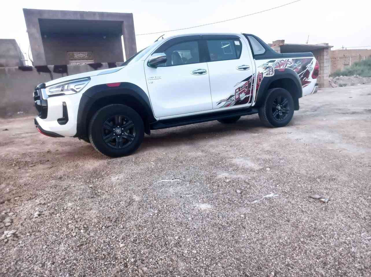 هايلوكس تي اردي مديل 23 كفاله عامه رقم اربيل بسمي فول مواصفات السعر 327 بيها مجال بصيط مكان الديوانية ***********
