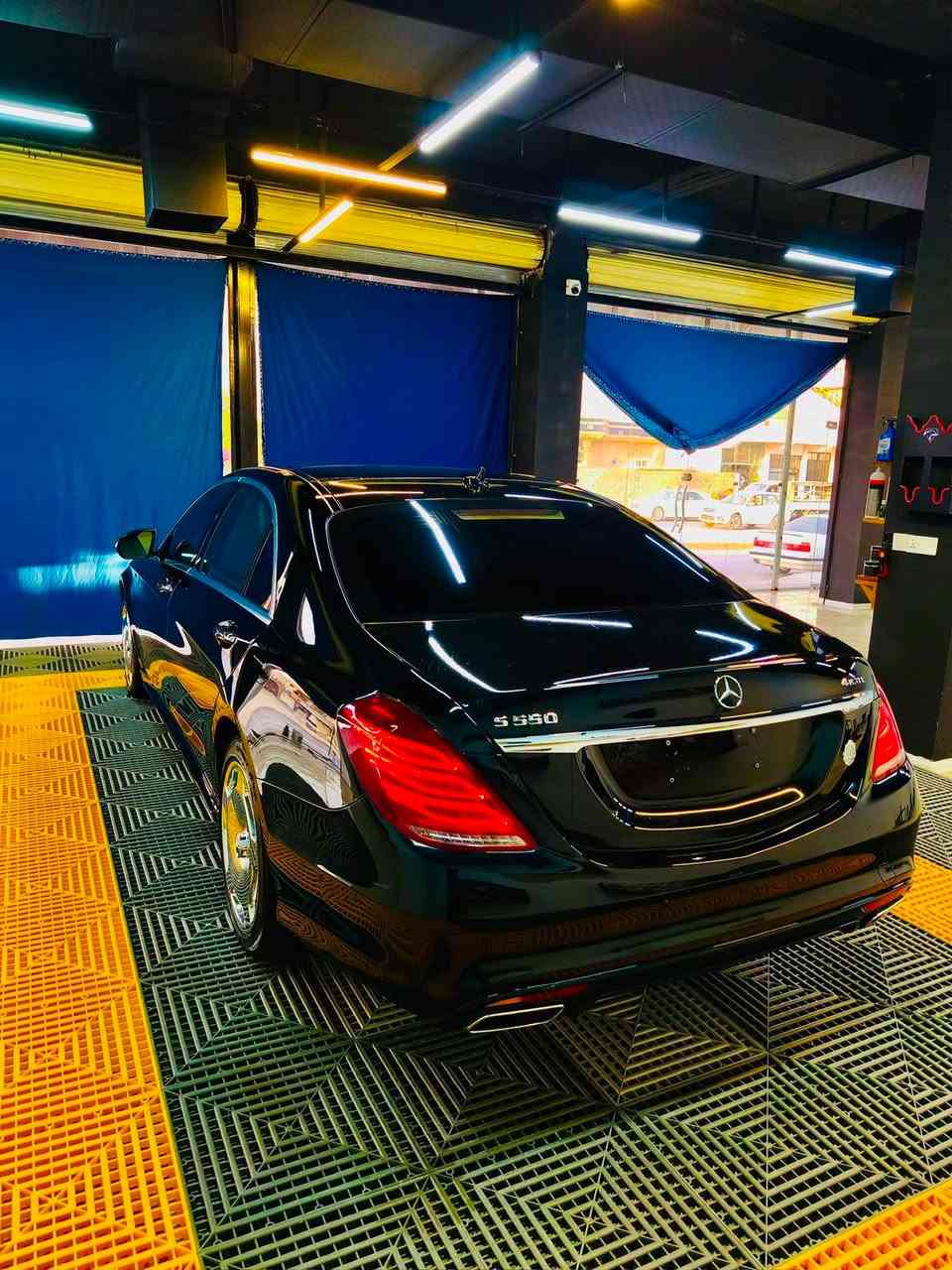 مرسيدس بنز S550  2014 مكينة 8 سلندر دبل توربو
السيارة نظيفة وكلش قليلة الاستخدام
ماشية بس 49 ألف ميل
بدون رقم دبي، أدوات

🟪 السٕعـر : اكتب رقم (1) يوصلك مباشر 📩

فول فول مواصفات
بانوراما
ستائر
كل أغراضها بيلاد
ما بيها أي مصرف
مسويلها سيرفس كامل
الصندوق مبدل بيلاد
جام الصندوق الخلفي من جهة السايق لحد باب البنزين بيه صبغ
باقي كل جوانبها بشرط
نموذج بالجمال والنظافة
گير ومكينة بشرط، ما مفتوحات
ما بيها أي مشكلة

أرقام صاحب السيارة:
*********** واتساب وفايبر
***********
