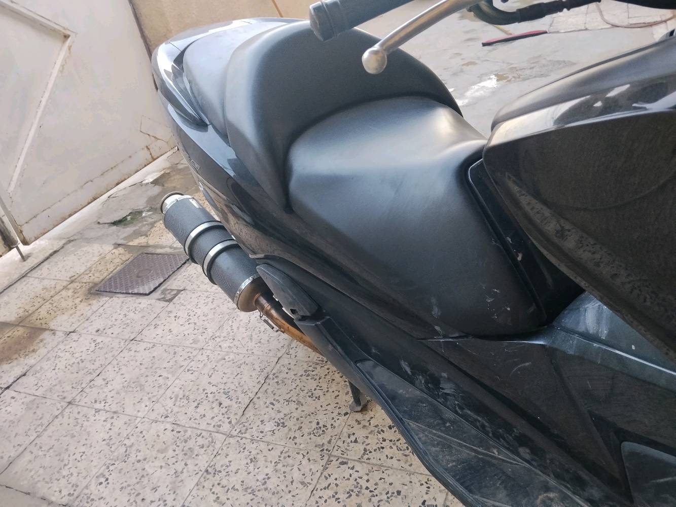 السلام عليكم دراجه فورزا 0 12 موديل 18 نظيفه جدا للبيع مكان محموديه ***********