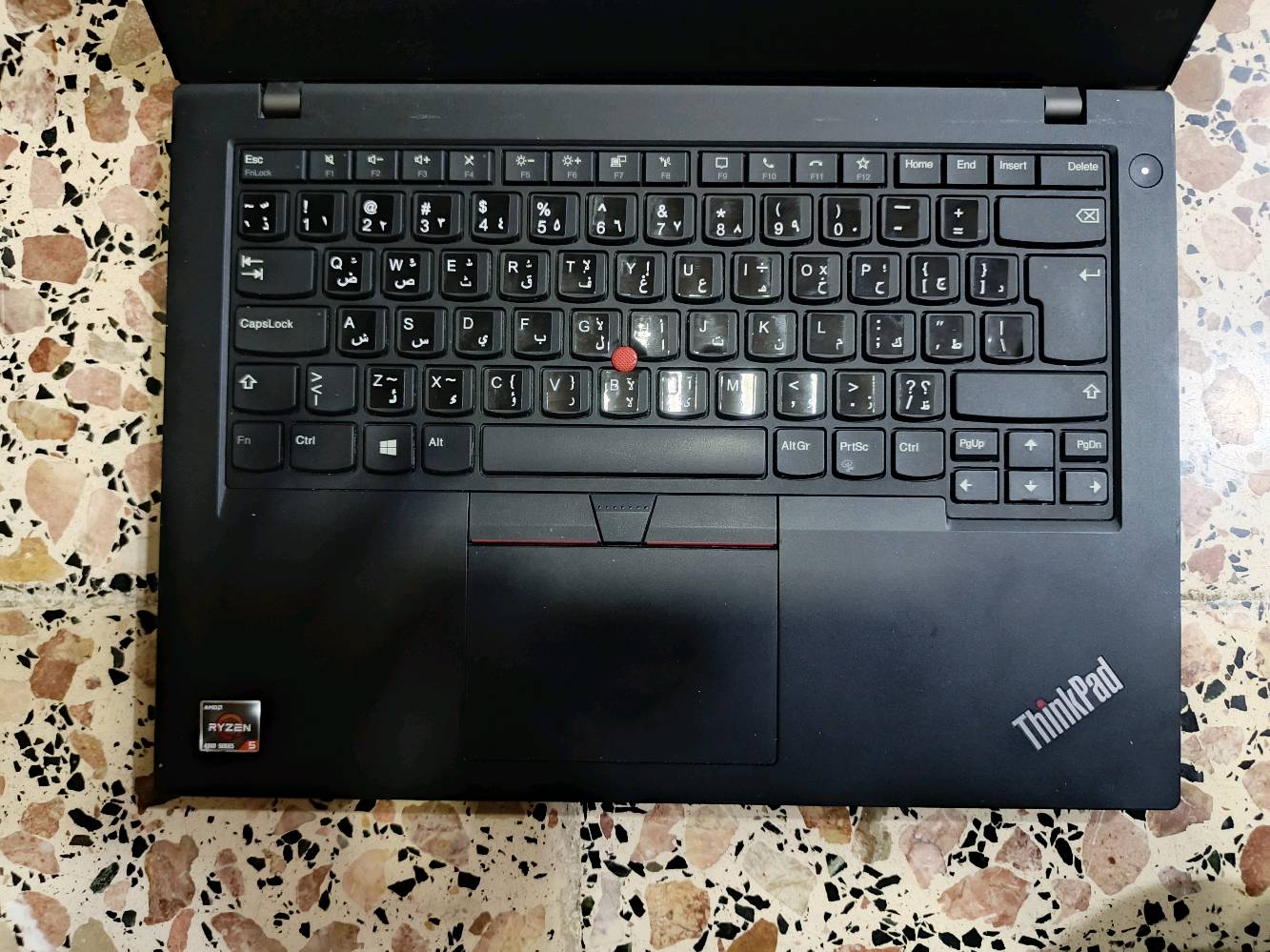 لابتوب 
Lenovo Thinkpad l14 
جهاز نظيف ما مفتوح ابد 
256 ذاكره تخزين ssd سريعه حيل 
8رام gddr5هم سريع 
معالج رايزن 5 
كارت شاشه فيجا6 
جهاز يخبل وسريع 
يشغل العاب بكل سلاسه مثل 
gta5 
call of duty 
need for speed 
CSGO2
Fortnite 
وهوايه العاب 
يفيد للاكسل وword 
يفيد للدراسه والشغل الهندسي
ويفيد للتصفح 
حجم شاشته 14.1
يجي وياه شاحنه من نوعtype-c بسرعه 68w وبطاريته 7 ساعات تضل شغاله 
السعر بل اتفاق