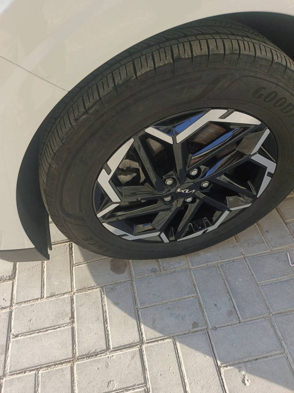 اللهم صل على محمد وآل محمد 

🚙 للبيع | كيا كرنفال 2024- فئة فول مواصفات 🚙
✨ سيارة عائلية فخمة بمواصفات عالية ومريحة للسفر والاستخدام اليومي
مكفول مكفول مكفول من زلخه علا شرط فحص بانزين فقط 
🔸 الموديل: 2024
🔸 المحرك: 6 سلندر 3500 - أداء قوي واقتصادي
🔸 بيه فتحتين سقف ثنين فتحات بيه (كاميرا خلفية +  + + 360 درجة) 
🔸 2 كاميرا داخلية لتسجيل الحوادث( سَترنا الله وأياكم)
🔸 حساسات أمامية خلفية مع رادارات
🔸 كفالة عامة ماشية 18الف 
🔸 ناقل الحركة: أوتوماتيك 
🔸 5أنظمة قيادة مع أوتو هولد وهاند بريك دكمة 
🔸 شاشة كبيرة  متصل + نظام ترفيهي متكامل
🔸 شحن لاسلكي للموبايل مع منافذ تايبسي 
🔸 تشغيل بصمة + دخول ذكي
🔸 تبريد وتسخين مقاعد أمامي خلفي
🔸فول تحكم ستيرن  + أوامر صوتية
🔸 تبريد خلفي مستقل
🔸 أنوار LED نهارية وخلفية
🔸 دبل خلفي كهربائي + أبواب جانبية كهربائية شفط 
🔸 سماعات أنفنتي أستيريو 
بسمي مرقم بغداد مداور مباشر ماتروح الا اسجلها بسمك 
🚘  تخدمك سنين طويلة بدون مشاكل 
*********** رقم هاتف سعرة 3شدات 70ورقه بيه مجال شراي هاذة رقمي ثاني بيه وستاب ***********.
