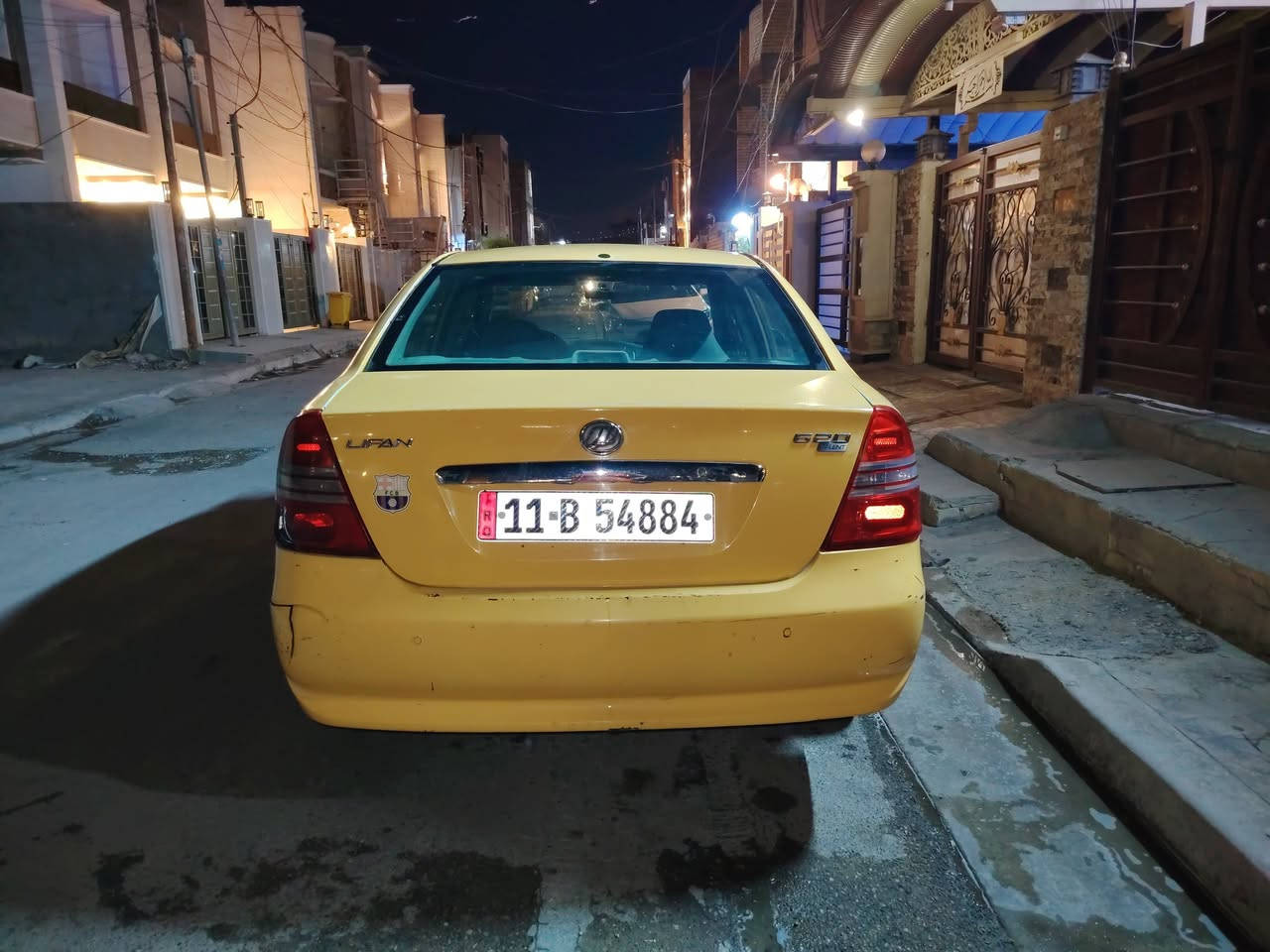 سلام عليكم سياره ليفان 620 للبيع موديل 12 رقم بغداد انكليزي جديد
تحويل مباشر شوكت متريد ثاني يوم السياه ب اسمي 
سياره خير من الله وعطلاته كلش قليله محوره كير ومكينه كورلا سياره اوتاماتيك ناقصها صدر امامي  فقط ومو كامل وتبريدها شغال بس قبل كم يوم طك عندي بوري لتبريد بس ينلحم وتعبي غاز وتبريدها ثلج الله شاهد وملاحضات بسيطه بل كشر مثل ما موضح بلصور
***********
متواجد واتساب
