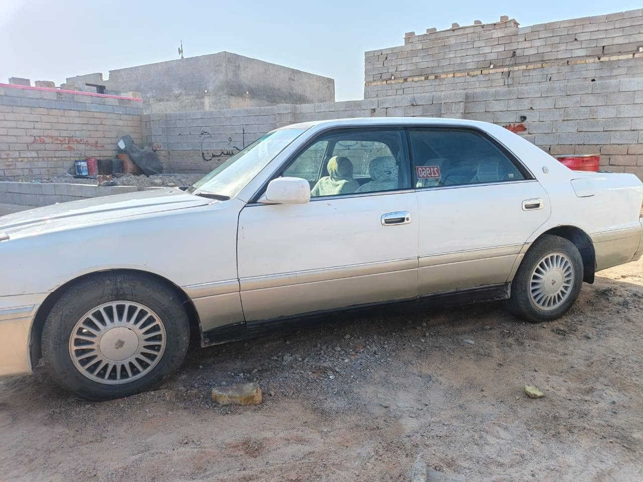 سلام عليكم شباب سياره راس الثور البيع مكفوله من لكص ونقل جثه وصوليات حداديه تبريد تخم تاير عنوان البصره قضاء الدير السعر 85شراي يتصل ***********
