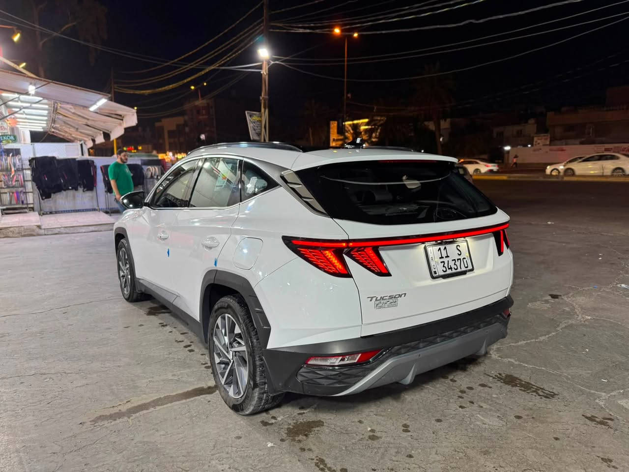 السلام عليكم
🚘 هيونداي توسان خليجي 2023 فول مواصفات
اعلى فئه بالخليجي

📍 ماشية 40 ألف كيلو

⛽ بنزين محسن + دهن أصلي

🛡️ السيارة كفالة بدون صبغ بدون تبديل على وضع الشركه والسونار مرفق

المواصفات:

. بانوراما 

• بصمة تشغيل وأبواب  

• ترحيب ومرايا شفط  

. عدادات دجتل (شاشة)

• شاشة كبيرة  

• تشغيل عن بُعد  

• شحن وايرلس  

• كشنات كهرباء  

• ويل 18  

• حساسات أمامية وخلفية  

• سايد بريك كهربائي + أوتو هولد  

• 3 وضعيات قيادة  

• بردات أبواب وصندوق  

• Apple CarPlay + Android Auto  

السيارة كاملة وما ناقصها أي شي وجاهزة للفحص
محرك كير ما مفتوحات صدر تبريد تايرات كله على وضع الزيرو 

💰 السعر: 215 ررقه وبيها مجال والشراي يتصل على صاحبها اني مكلف بالنشر

بغداد الكاظمية 

***********
