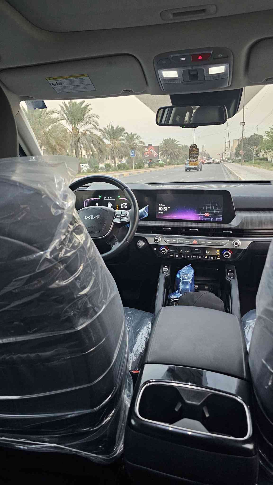 السلام عليكم شباب كيا تلراد فول موصفات  فتحه كشن جلد  ٧ راكب مكينه ٣٨٠٠  شحن واير ليس  جنطه شفط تشغيل عن بعد اهواي بيها موصفات موديل ٢٤ بغداد بسمي حره بيها جاملغ وبنيد  صبغ.   السعر ٢٥٠    ***********
