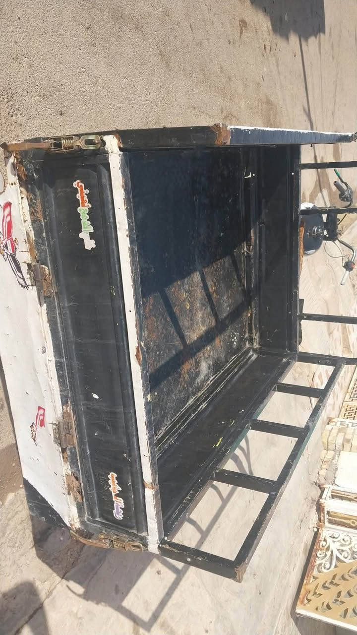 سلام عليكم ستوته للبيع بدون اوارق مكفوله عشاير
ستوته مال شغل سعرها 650  وبيها مجال لشراي مستعجل على بيعتها 
*********** خابر او واتساب موجود
