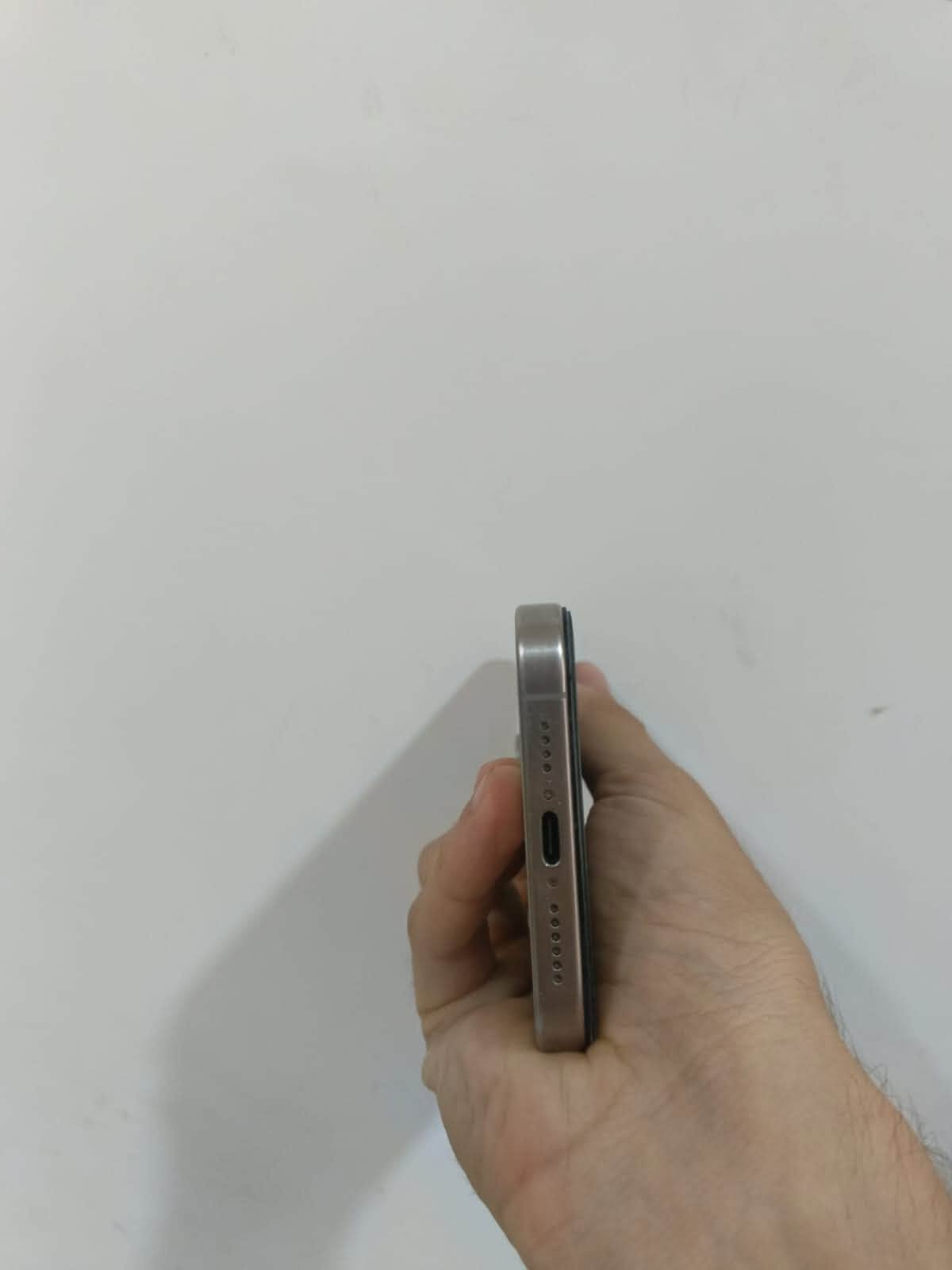 15 برو ماكس ماستر شرق اوسط مبدل شاشه بطاريته 81 بلحاسه وبلجهاز تقره79  
***********
